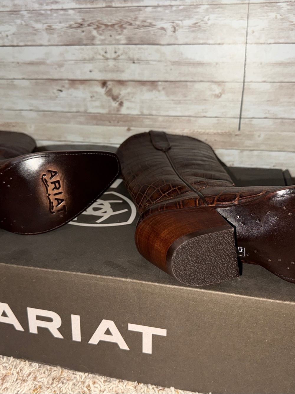 Ariat Luxe Espresso Croc Casanova Boots - Size 6 - New - Picture 7 of 11